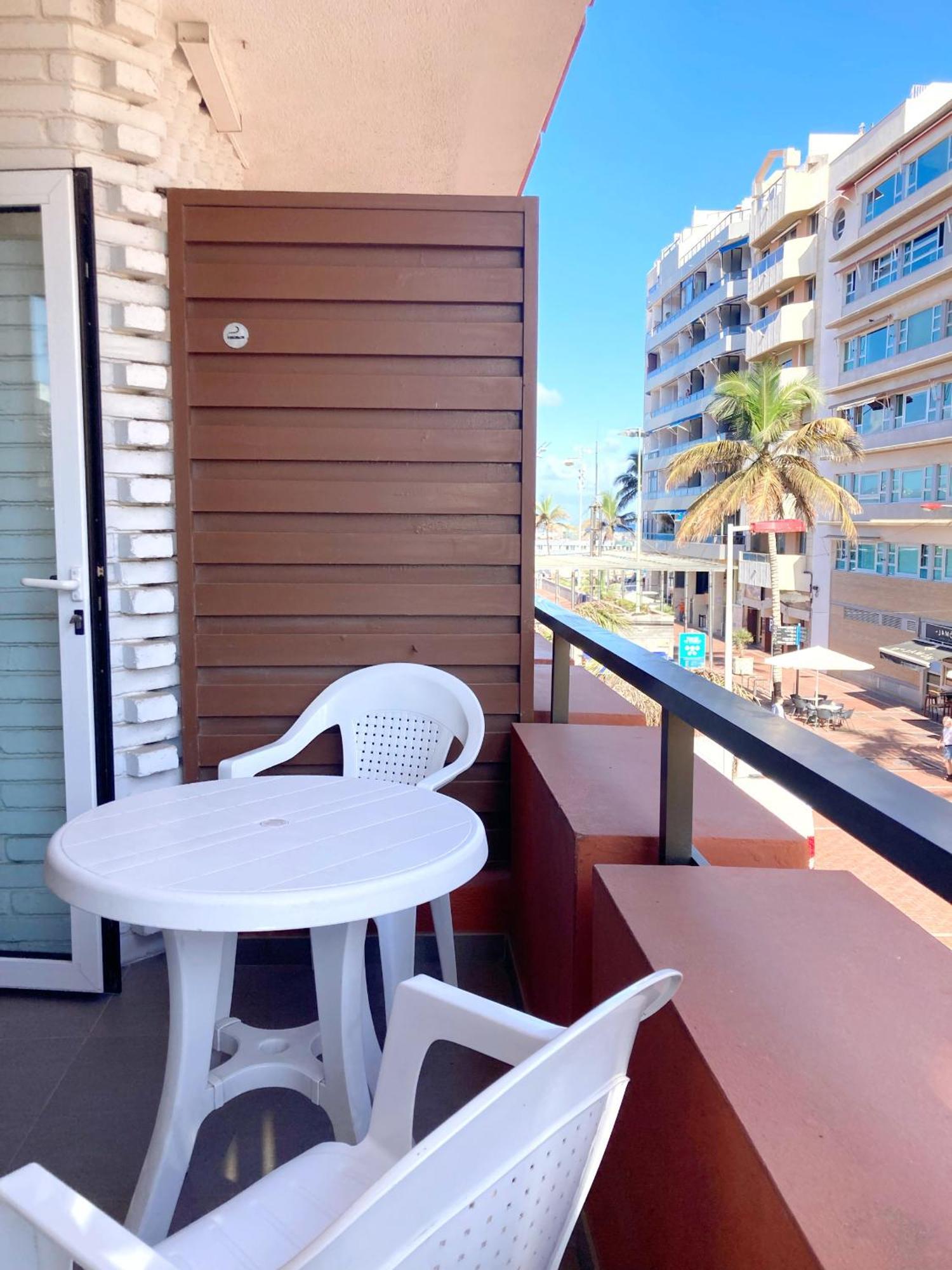 Sagasta Beachfront Balcony By Canary365 Las Palmas de Gran Canaria Bagian luar foto